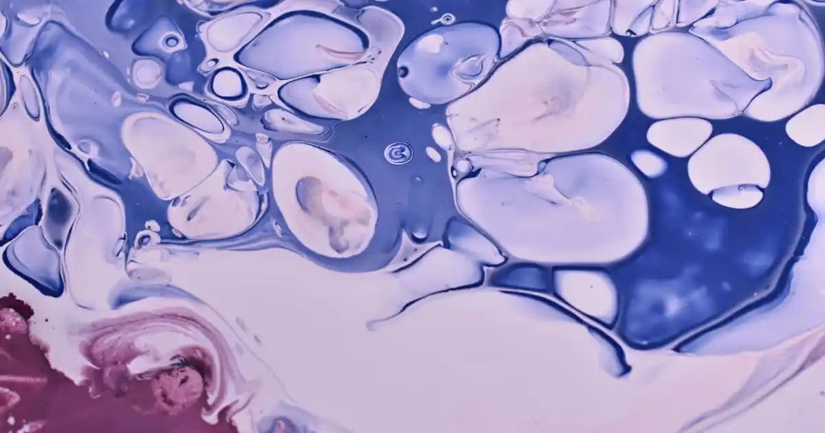 Vücutta Kırmızı Kabarcıkların Nedenleri ve Etkili Tedavi Yöntemleri