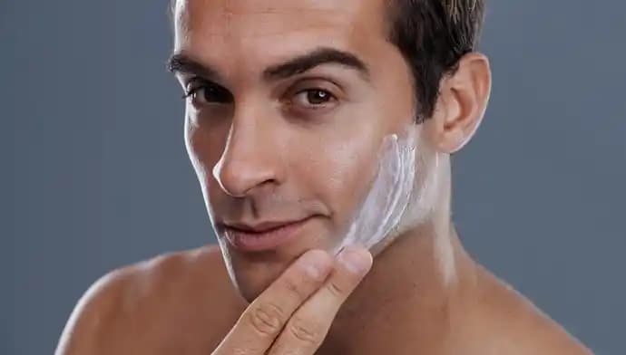 Yağlı Ciltler İçin Etkili Temizlik ve Bakım Yöntemleri 2023