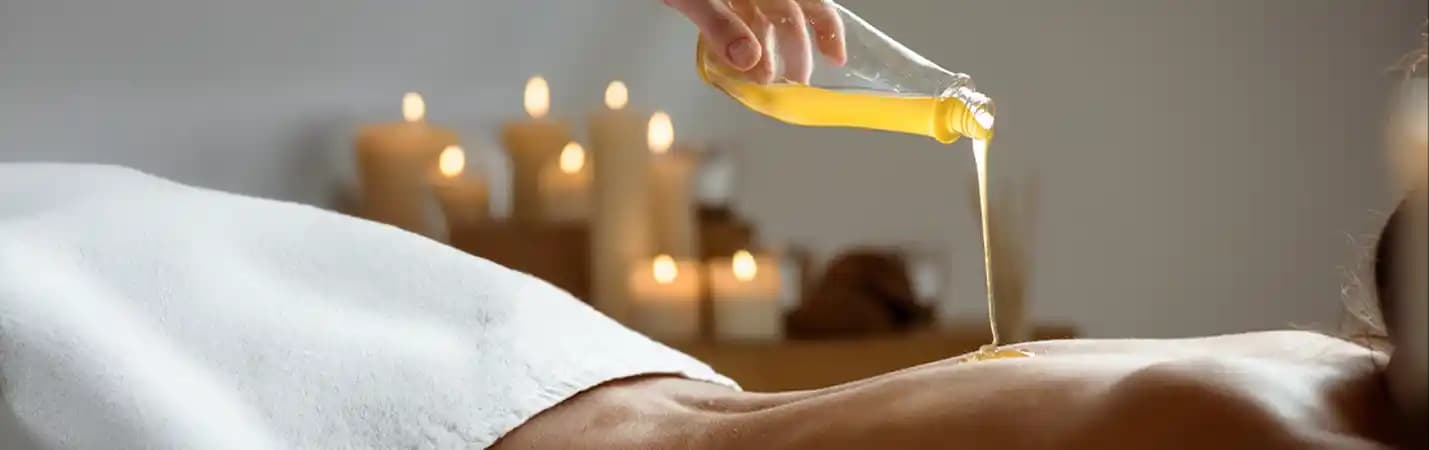 Yağlı Masajın Güzellik ve Sağlık Üzerindeki Faydaları Ayrıntılı İnceleme