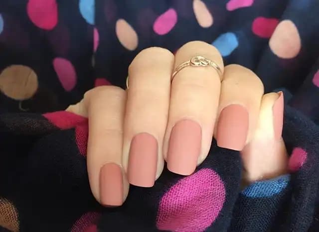 Yavruağzı Oje: Doğal ve Şık Renklerle Zamansız Güzellik Trendleri