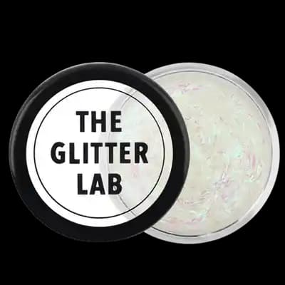 Yüz Pulu Uygulamaları: Estetik ve Sağlık Arasında Yeni Bir Seçenek