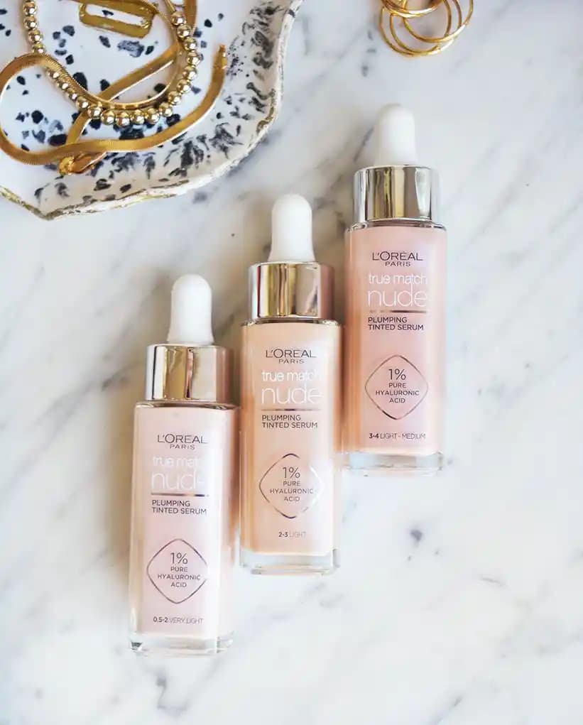 Yüzü Parlak Gösteren Fondötenler: Doğal ve Sağlıklı Bir Görünüm İçin Rehber