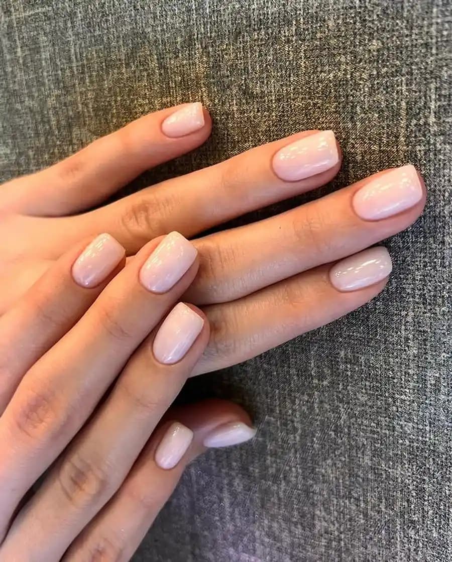 Kare Tırnak Modelleri: Estetik Tasarım ve Sağlıklı Bakımın Temel İlkeleri