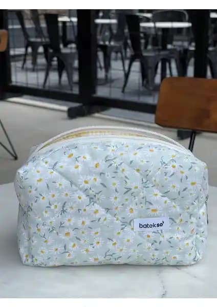 Batekso Beyaz Papatya Desenli Büyük Makyaj Çantası ile NS Captain Karşılaştırması