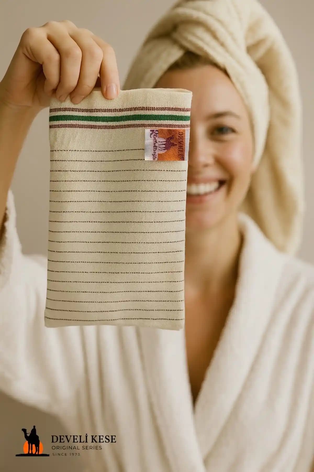 Develi 1973 Çift Taraflı Sert-orta Sert Banyo Hamam Kesesi Yüzeyli Temizlik ve Cilt Bakımı