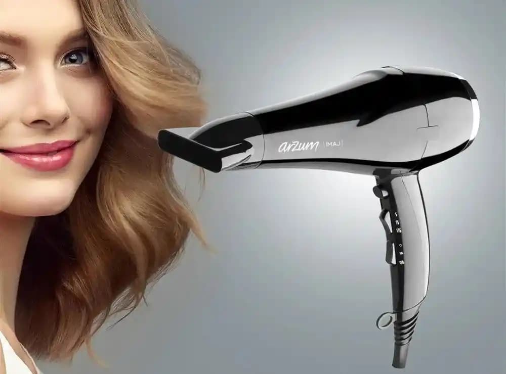 En İyi Saç Makinesi Seçimi: Profesyonel Sonuçlar İçin Doğru Model Nasıl Belirlenir