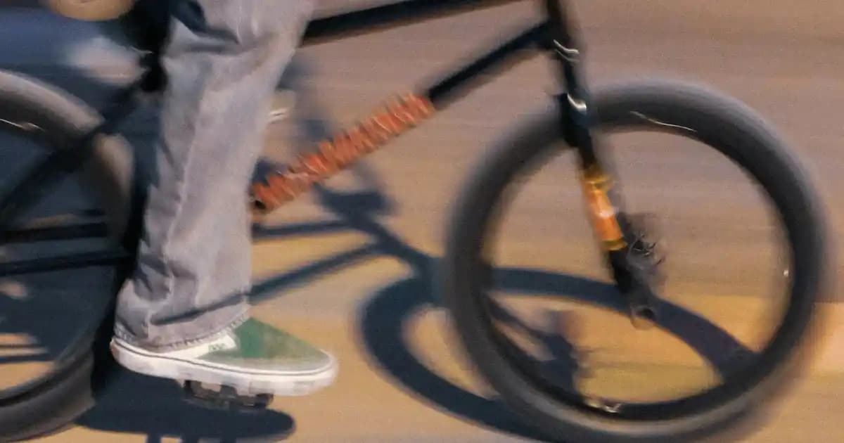 Micellar Yüz Yıkama Jeli Nedir ve Cilt Bakımında Nasıl Kullanılır