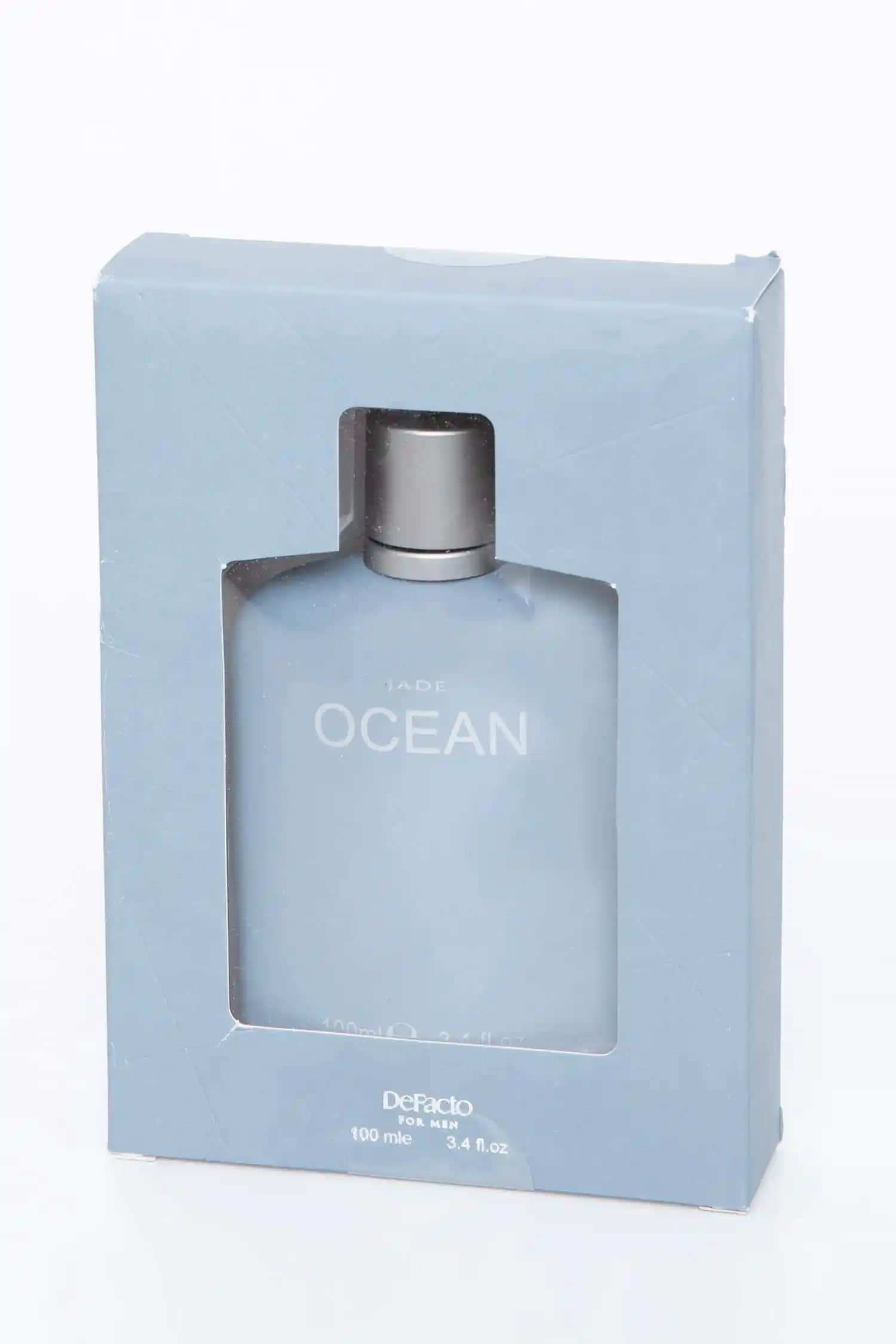 Okyanus Parfümü: Deniz Esintisini Hisseden Ferahlatıcı ve Hafif Kokular