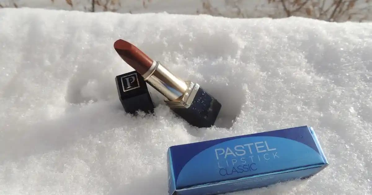Pastel 62 Renk Tonunun Kozmetik ve Kişisel Bakımdaki Kullanım Alanları