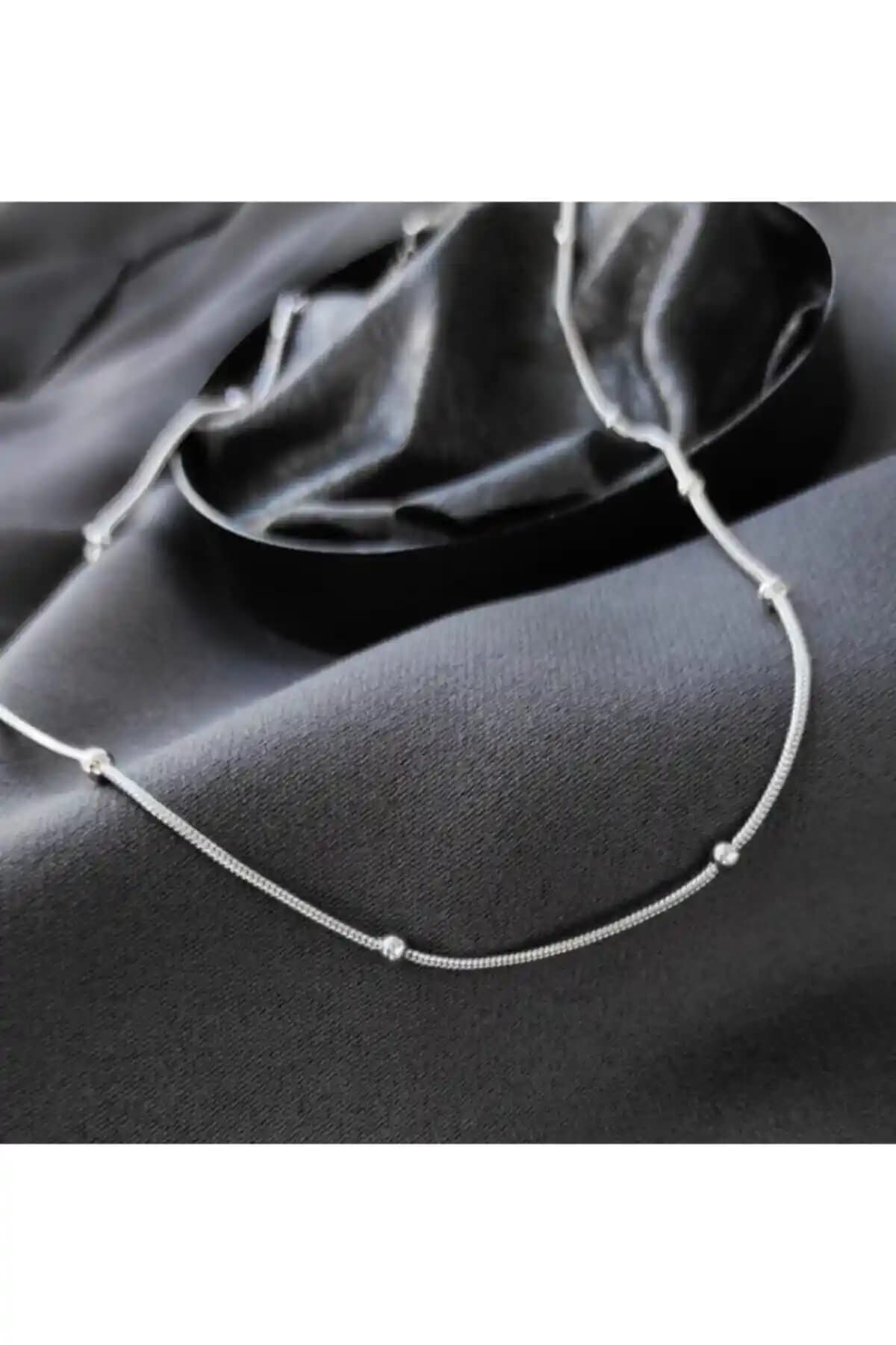 AtelierByEsra Çelik Kararmaz Gümüş Renk Toplu Zincir – Dayanıklı ve Şık Tasarım