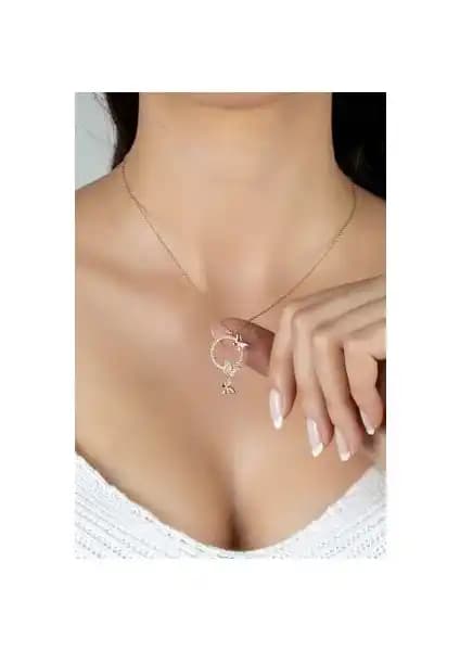 Else Silver Aşk Kelebekleri Temalı 925 Ayar Gümüş Kadın Kolye - Zarif ve Modern Tasarım