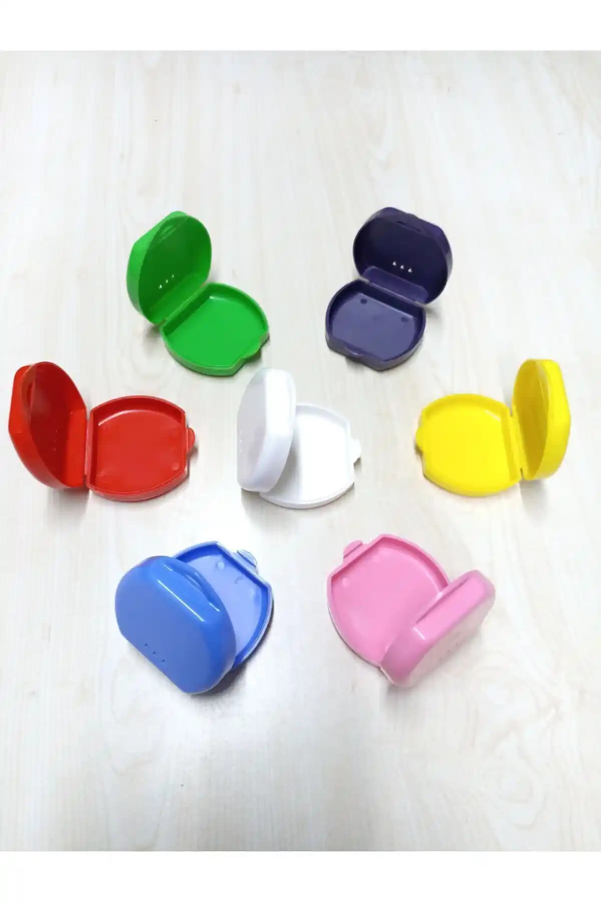 KONULGA Protez Diş Saklama Kabı: Hijyen ve Dayanıklılıkta Yeni Standart