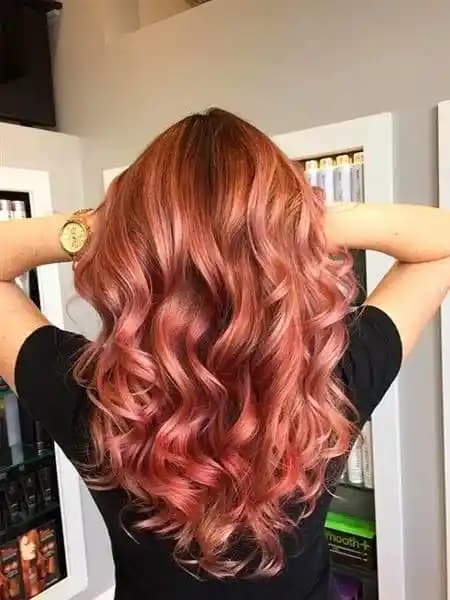 Rose Kahve Saç Rengi: Doğal ve Şık Görünüm İçin Profesyonel Uygulama ve Bakım İpuçları