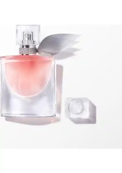 Lancome La Vie Est Belle ve Yves Saint Laurent Libre Intense Parfümleri Karşılaştırması