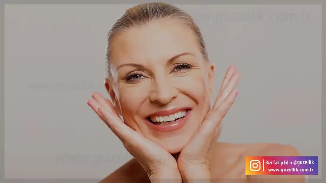 50 Yaş Üstü Kadınlar İçin Doğru Fondöten Seçimi ve Cilt Bakımı Yöntemleri