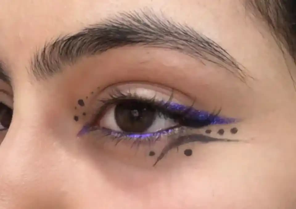 Kaleidos Makyaj Ürünleri: Göz Kalemleri, Kontür Paletleri ve Kullanıcı Deneyimleri