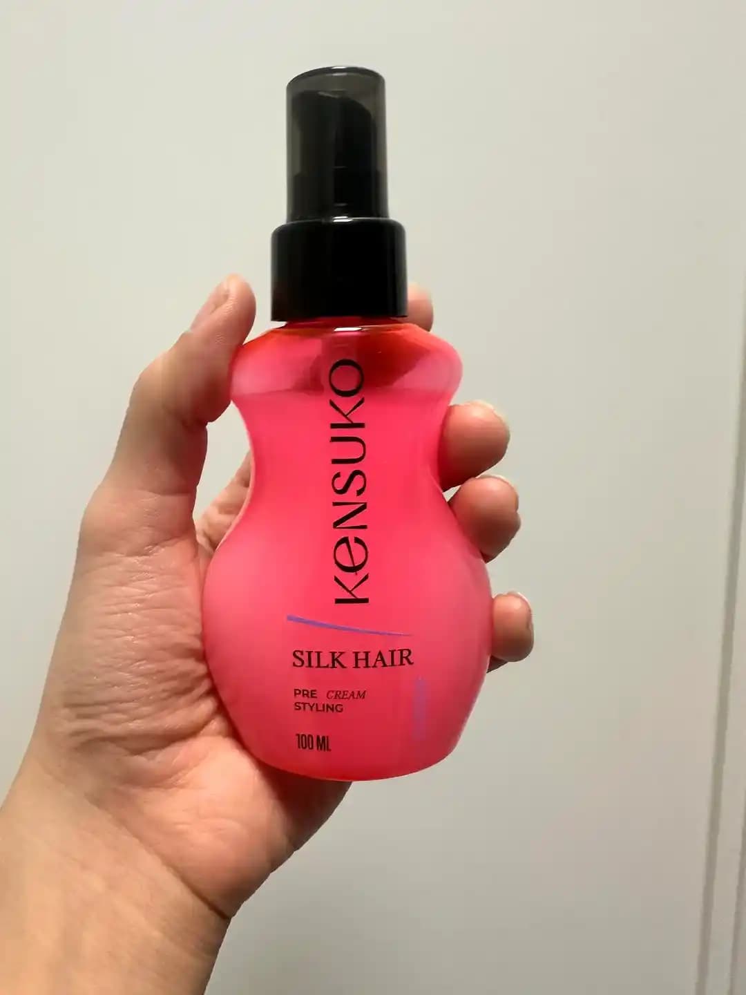 Kensuko Silk Hair Leave-In: Kalın Telli Saçlar İçin Hafif ve Uygun Fiyatlı Bakım Ürünü