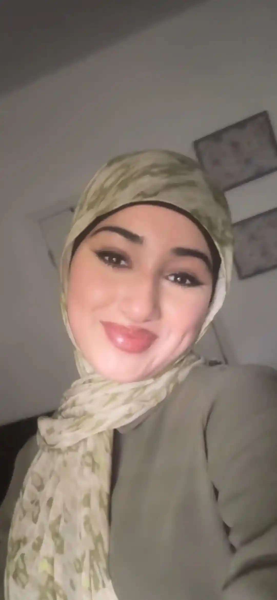 Makyajda Bronz ve Parlak Görünüm İçin Doğru Ürün ve Teknikler