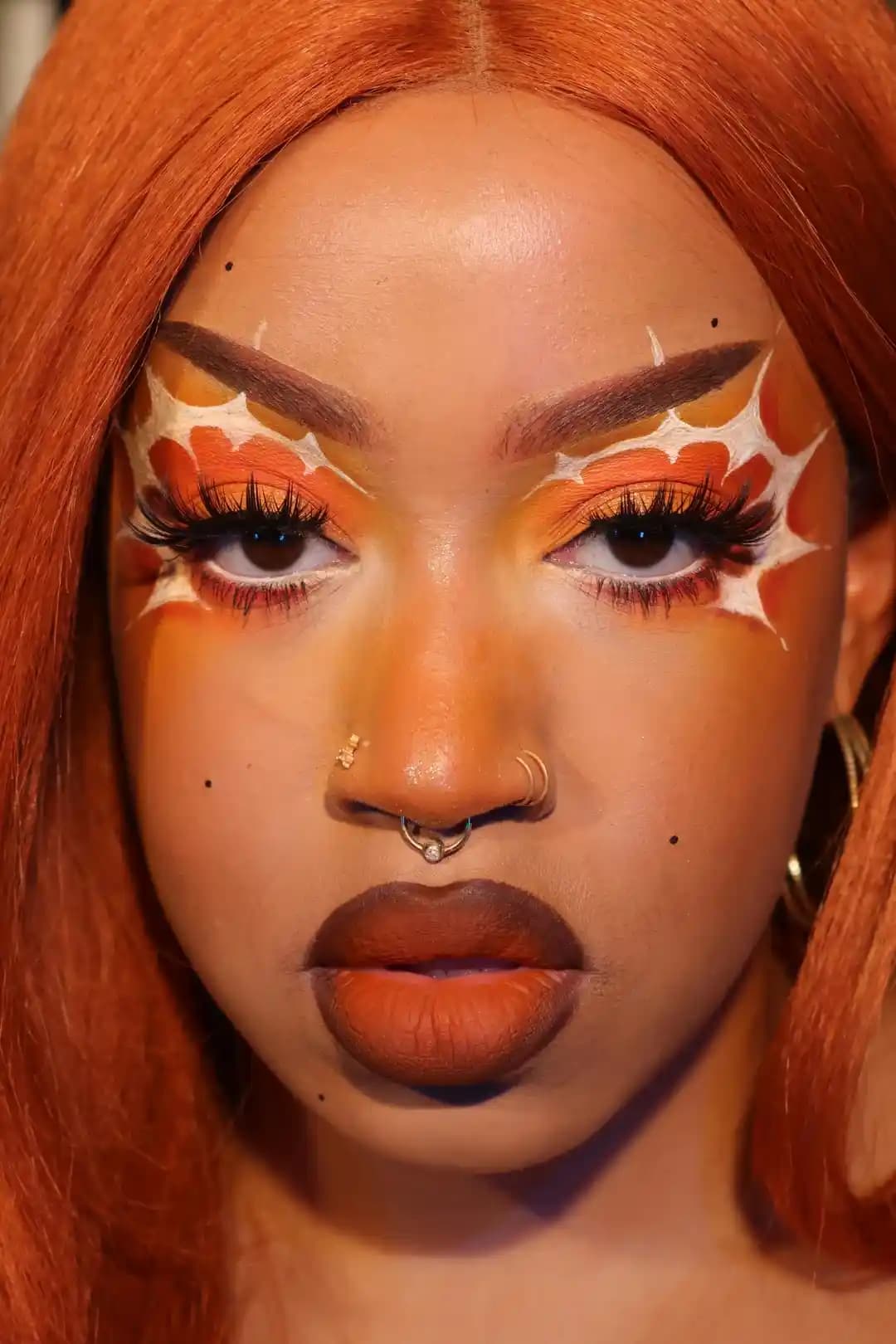 Solar Flare Makyaj Görünümü: Uygulama Zorlukları ve Kullanılan Ürünler Detayları