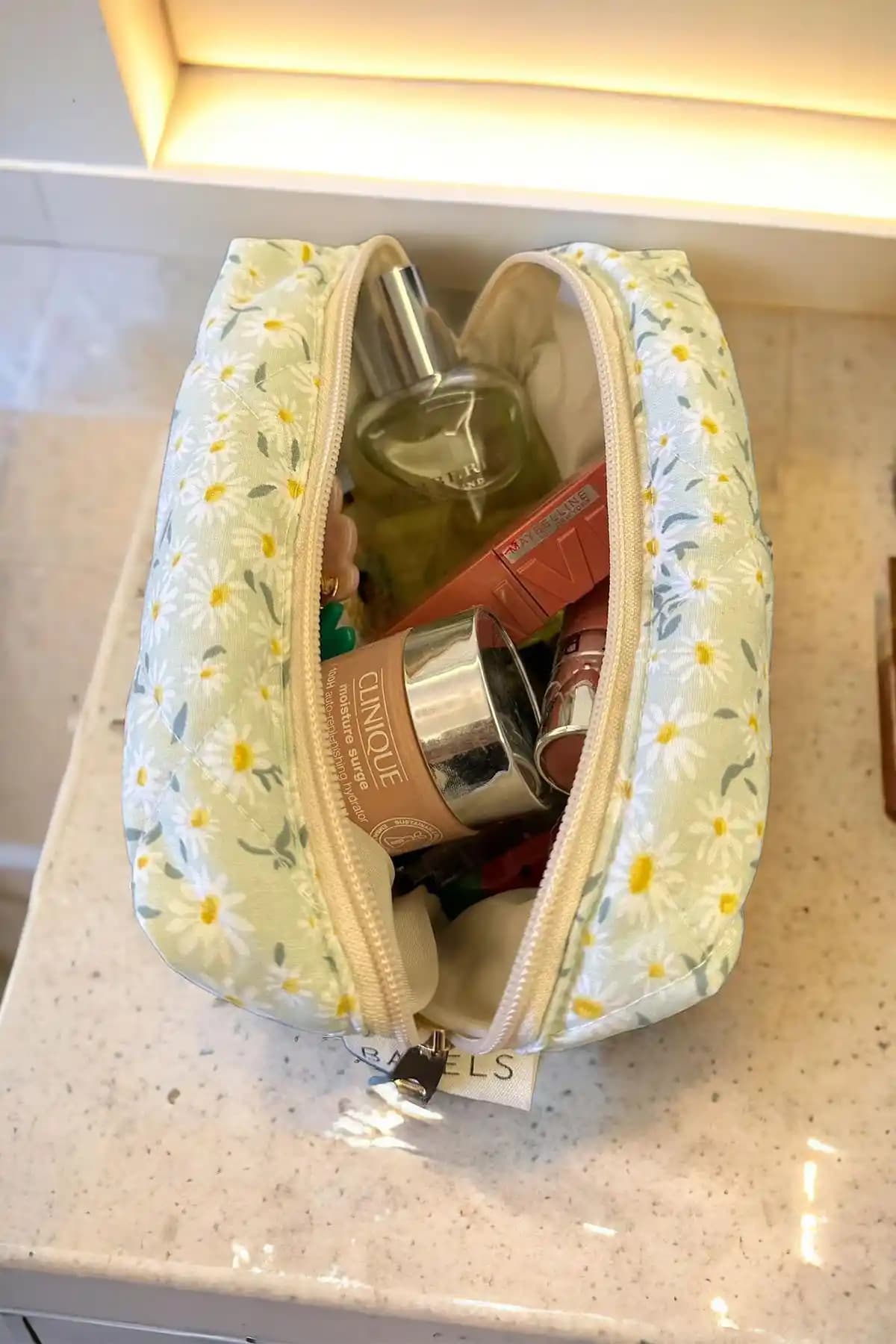 BAHELS Papatya Desen Makyaj Çantası: Şık ve Dayanıklı Seyahat ve Günlük Kullanım İçin