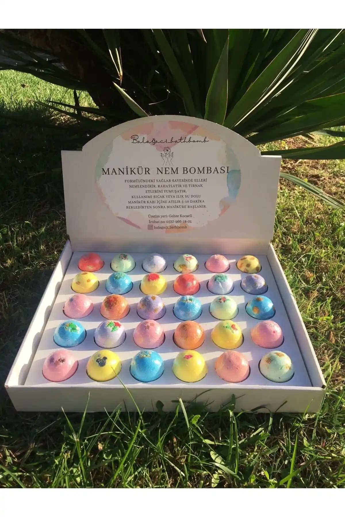 Bal Ağacı 30 Adet Özel Standlı Nem Bombası ile Güzellik ve Bakım Deneyimini Yükseltin