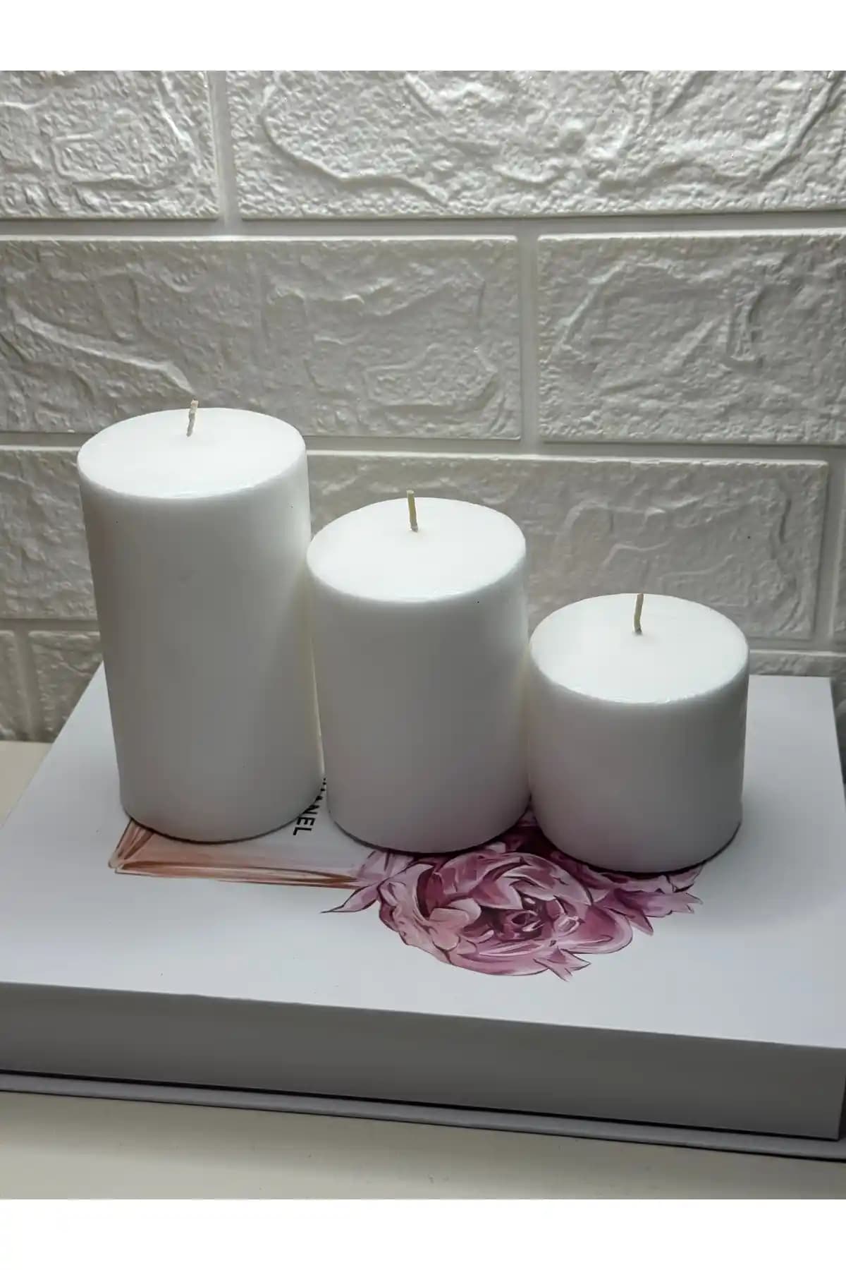 BayCazip Beyaz Renk Silindir Mum Seti: Şık ve Çok Amaçlı Dekorasyon Ürünü