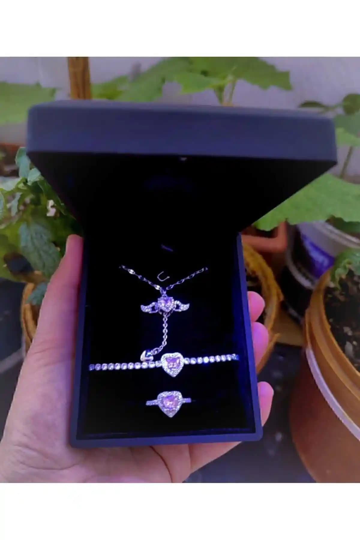 HKN AVM Işıklı Takı Seti Sevgililer Günü ve Özel Günler İçin Zarif Hediye Alternatifi