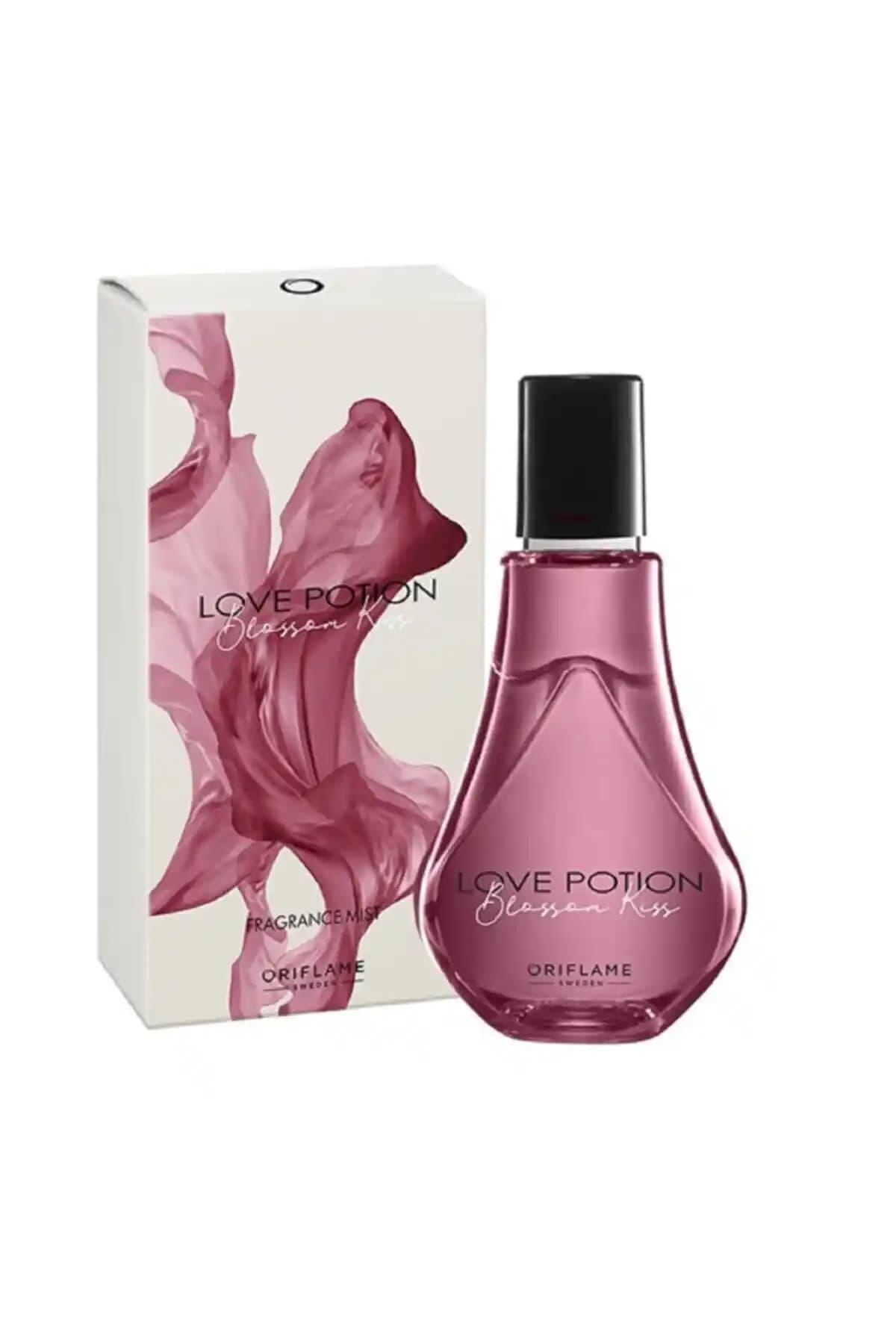 Oriflame Love Potion Blossom Kiss Vücut Misti: Kalıcı ve Tatlı Oryantal Koku Deneyimi