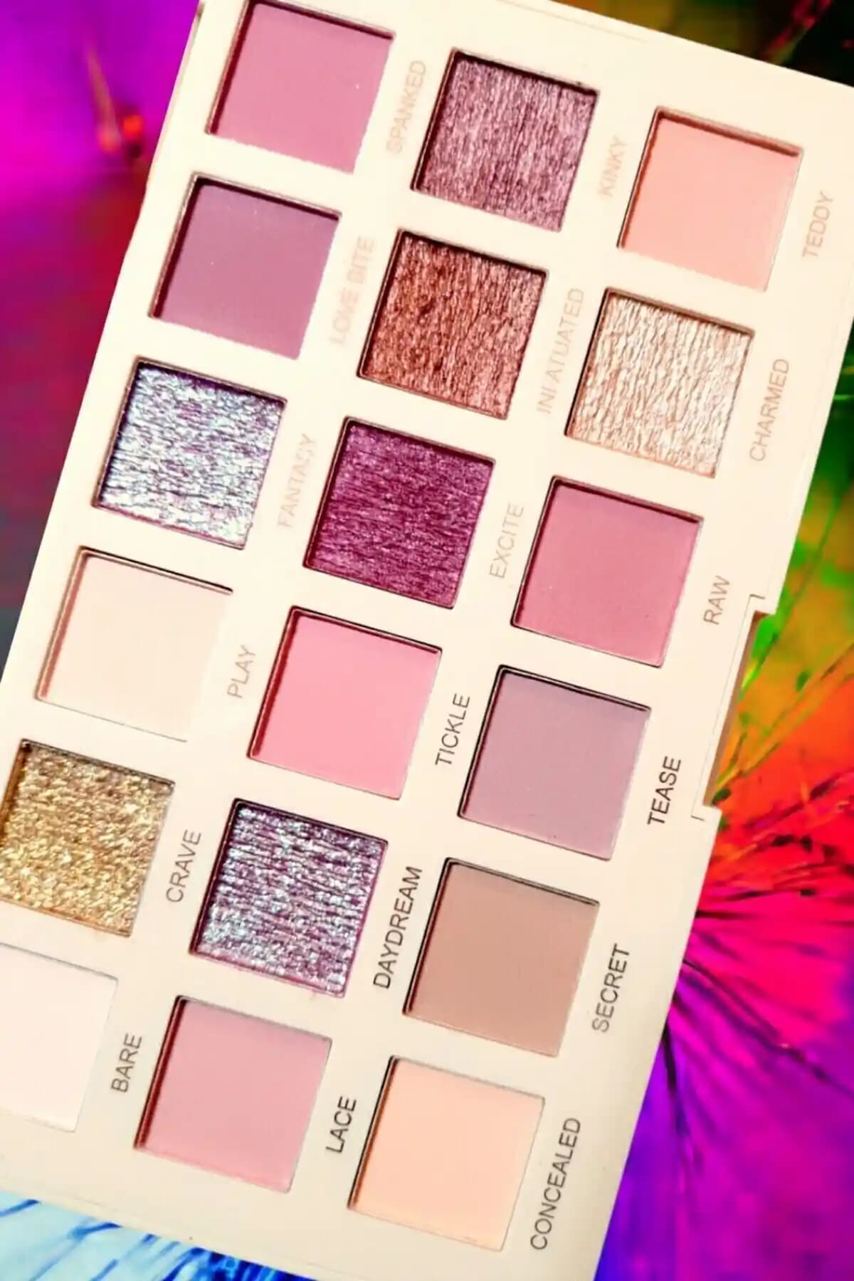 Wonderway Nude Far Paleti: Göz Makyajında Güncel ve Çok Renkli Seçenekler