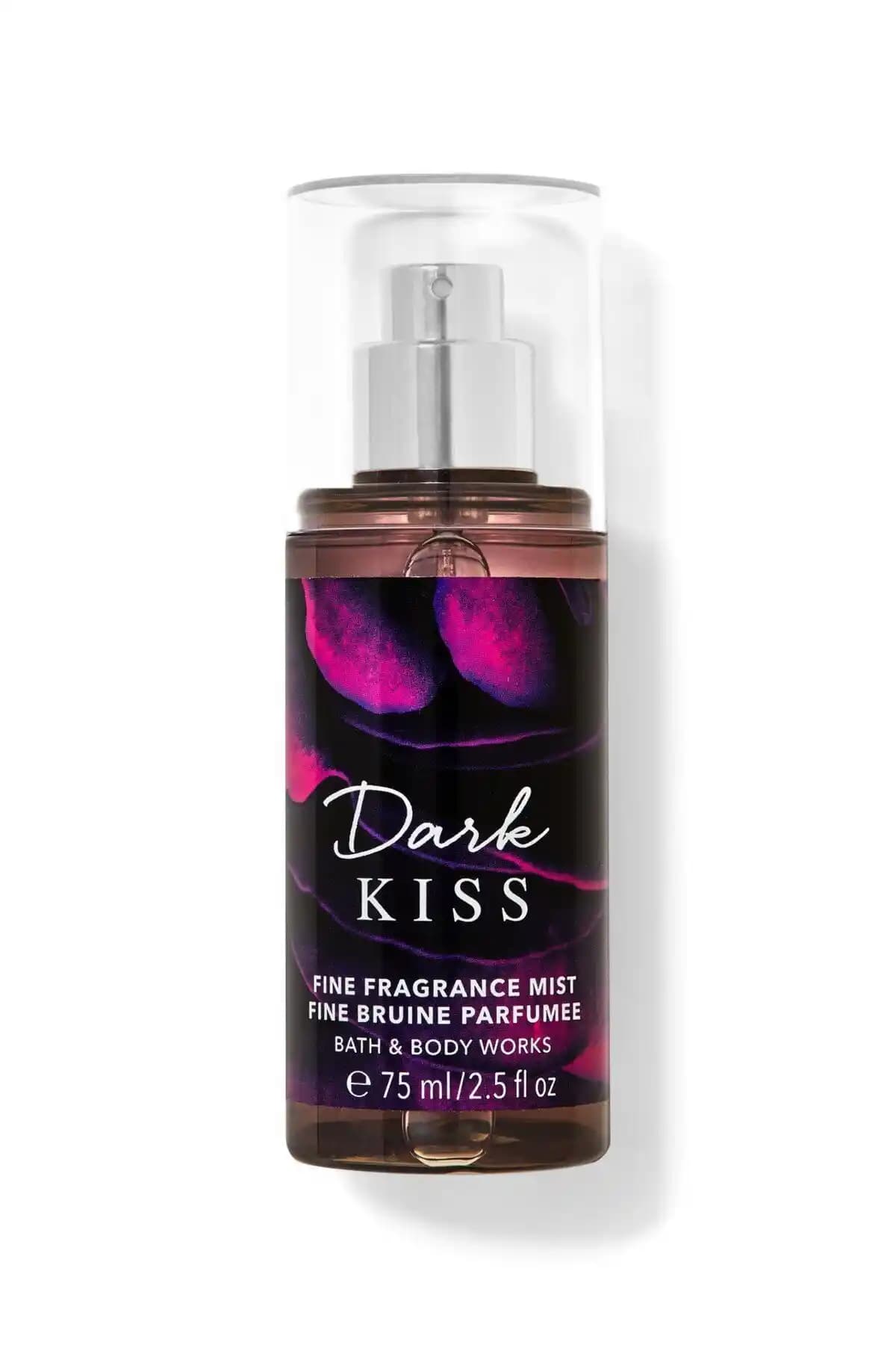 Bath & Body Works Dark Kiss Seyahat Boy Vücut Spreyi Odunsu ve Tatlı Aromasıyla Güvenilir Kullanım