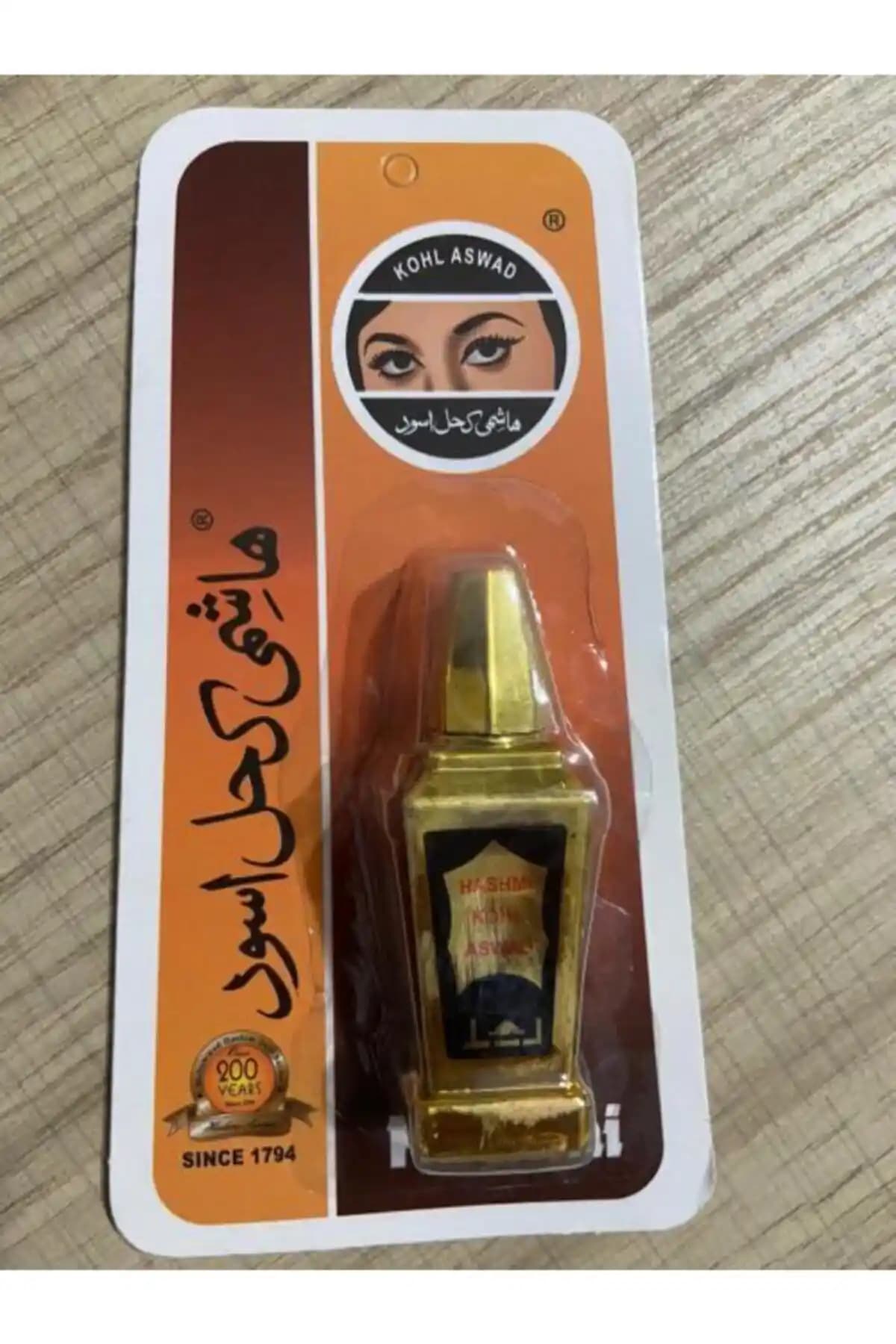 Göz Makyajında Haşado ve İsmid Siyah Sürme Karşılaştırması 2024