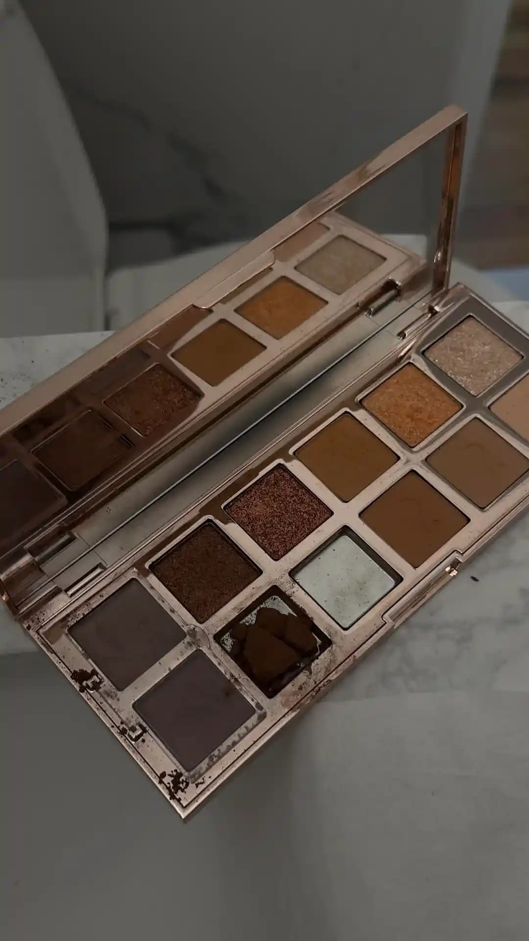 Patrick Ta Major Dimension Far Paleti: Kalite Sorunları ve Kullanıcı Şikayetleri Üzerine Analiz