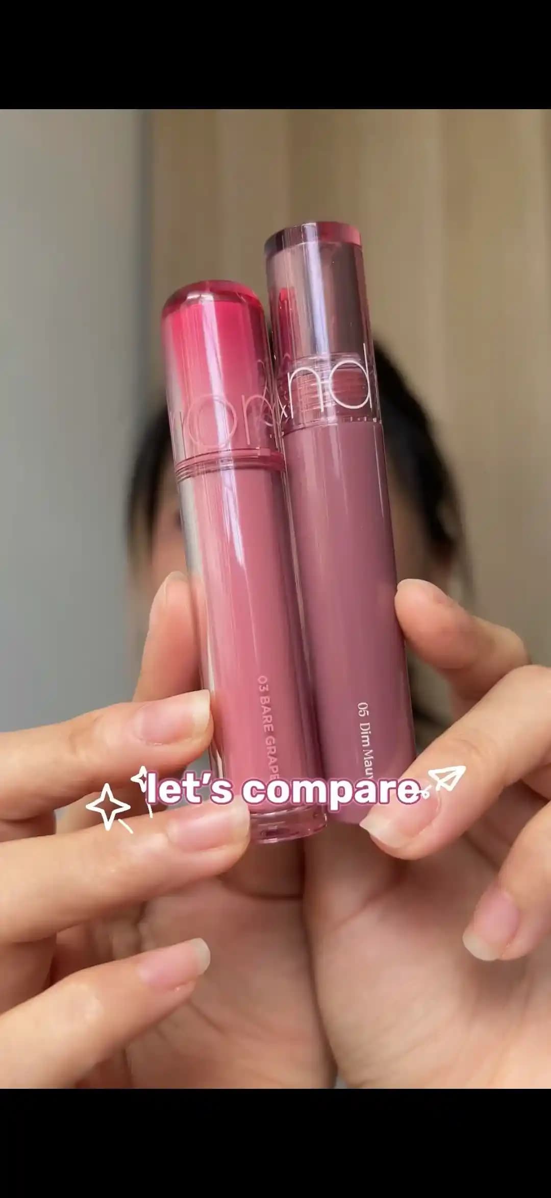 Rom&nd Juicy Lasting Tint 03 Bare Grape ve Glasting Colour Gloss 05 Dim Mauve Dudak Ürünleri Karşılaştırması