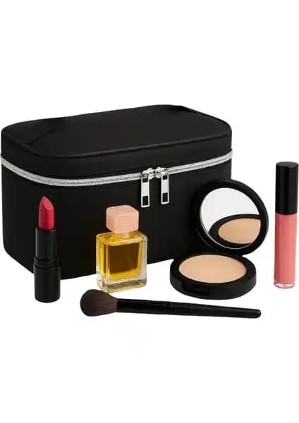 Makyaj Çantası Karşılaştırması: Seyahat ve Günlük Kullanım İçin En İyi Modeller