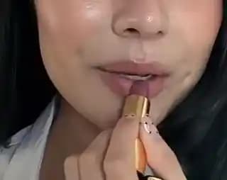 Chanel Rouge Allure Velvet 459 Dudak Rengi İçin Asya Güzellik Ürünlerinde Uygun Alternatifler