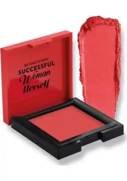 Pastel Allık Karşılaştırması: Krem ve Likit Formların Özellikleri ve Kullanıcı Yorumları