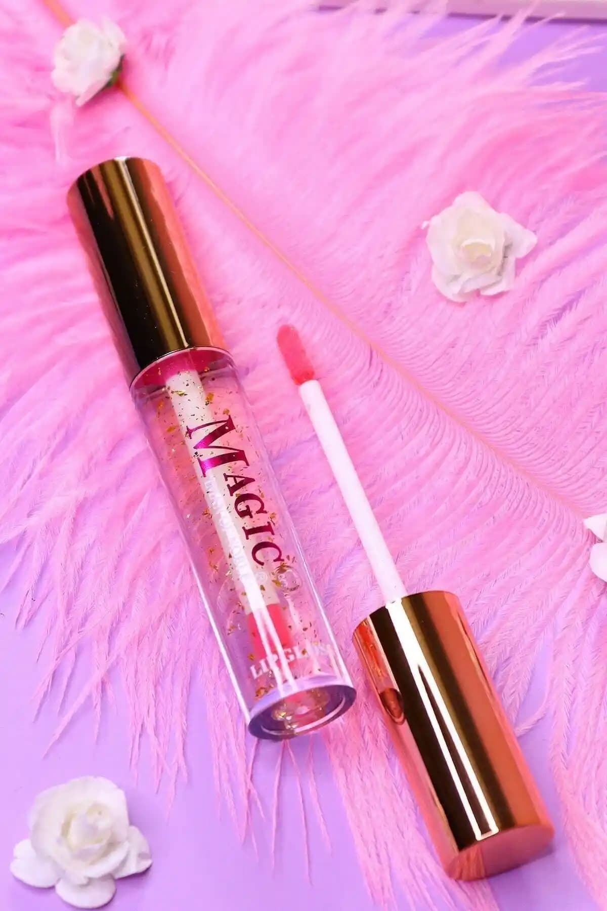 MUJGAN Gold Kapaklı Magic Dudak Nemlendirici ile Doğal ve Parlak Dudaklara Ulaşın