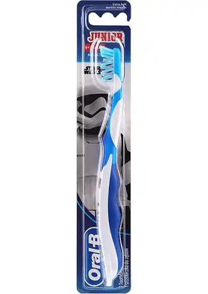 Oral-B Junior Yumuşak Kıllı Çocuk Diş Fırçası Güvenli ve Eğlenceli Temizlik İçin
