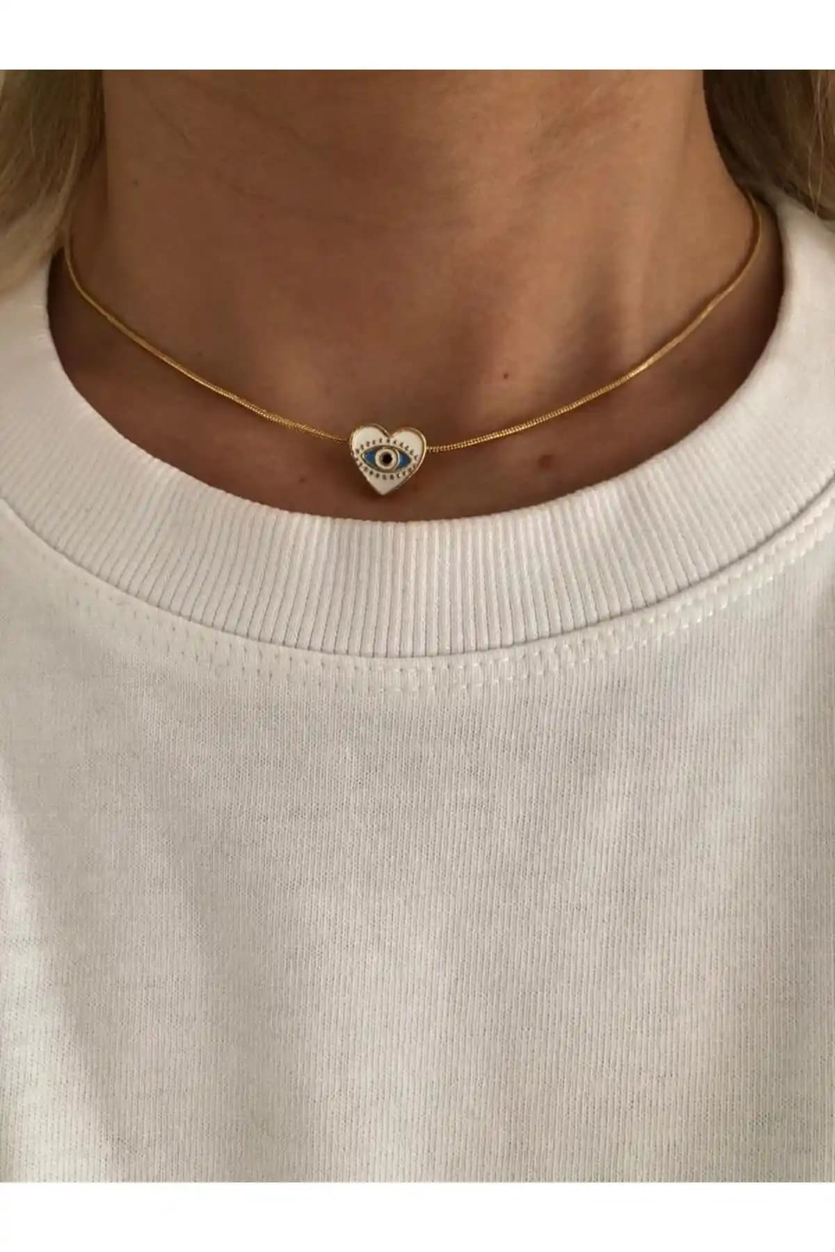 Rossetto Atelier Altın Kaplama Kalpli Göz Detaylı Şans Kolyesi Kadınlar İçin Zarif Tasarım