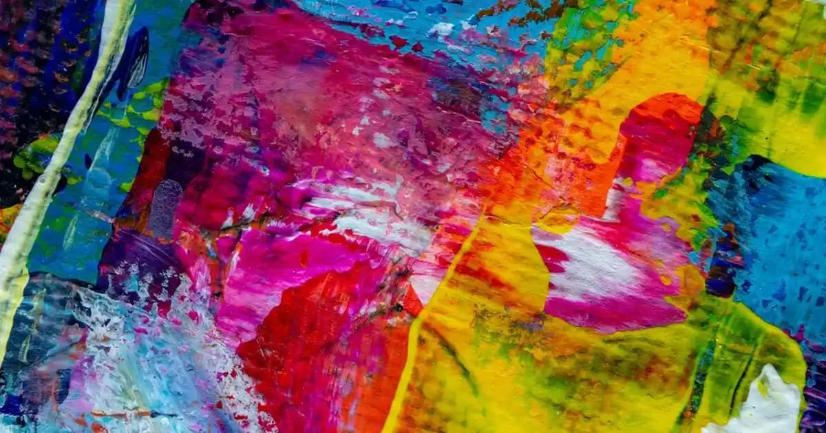 Arıncı<dı>rıcı toniklerle doğru cilt peelingi ve bakım adımları