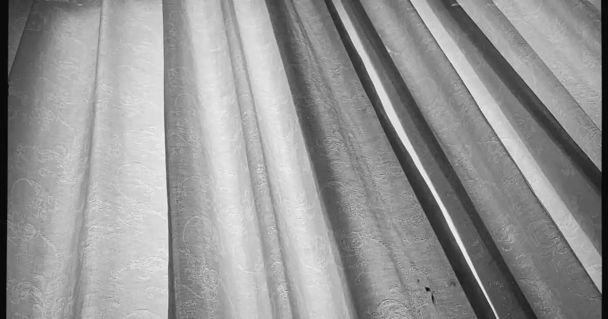 Beyaz Saçlar İçin Doğal Rötuş Yöntemleri ve Saç Bakım İpuçları