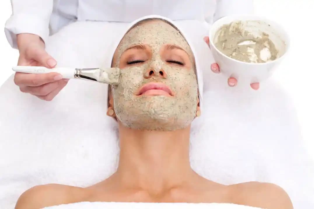 Cilt Sağlığını Destekleyen Vücut Peeling Uygulamaları ve Faydaları