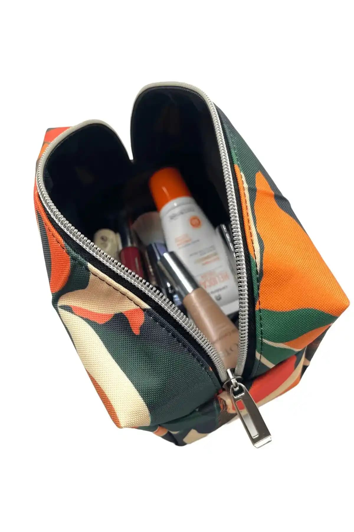 Differ Studio Geniş ve Şık Kozmetik Çantası Estetik ve Fonksiyonellik Bir Arada