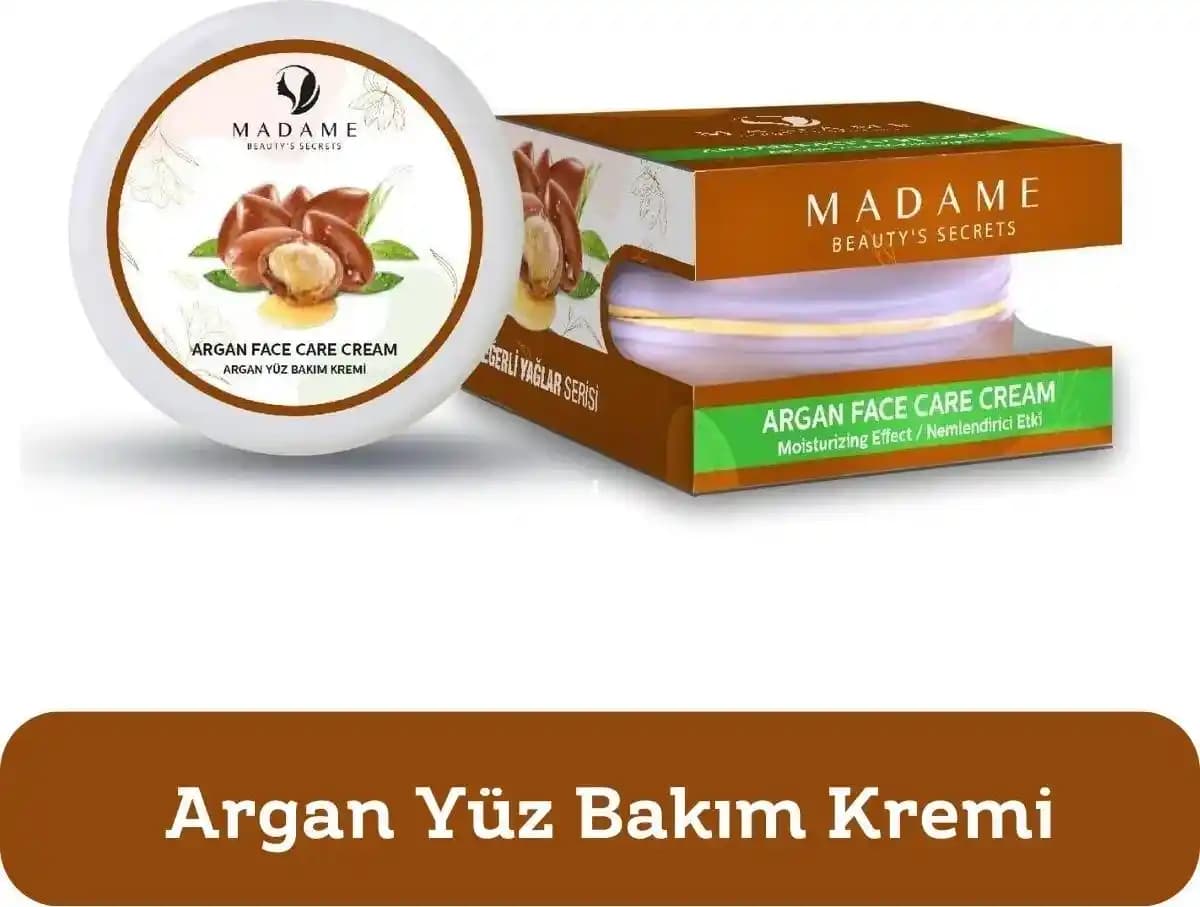 Doğal İçeriklerle Güçlendirilmiş ve Etkili Cilt Bakım Kremi Üzerine Analiz