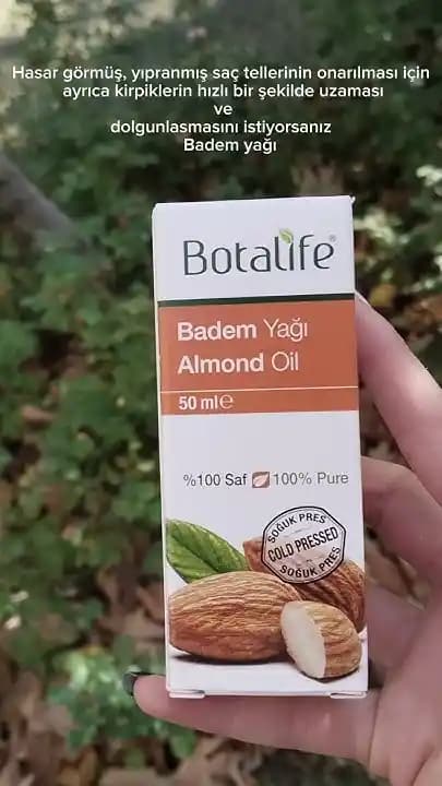 Doğal Saç Bakım Yağlarının Saç Sağlığı Üzerindeki Etkileri ve Kullanım Yöntemleri