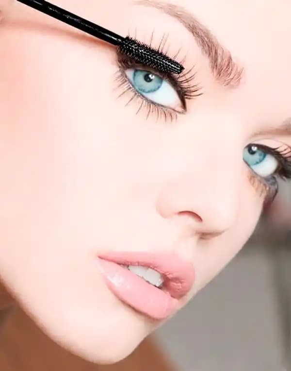 Doğru Maskara Seçimi ve Uygulama İpuçlarıyla Gözlerinizi Vurgulayın