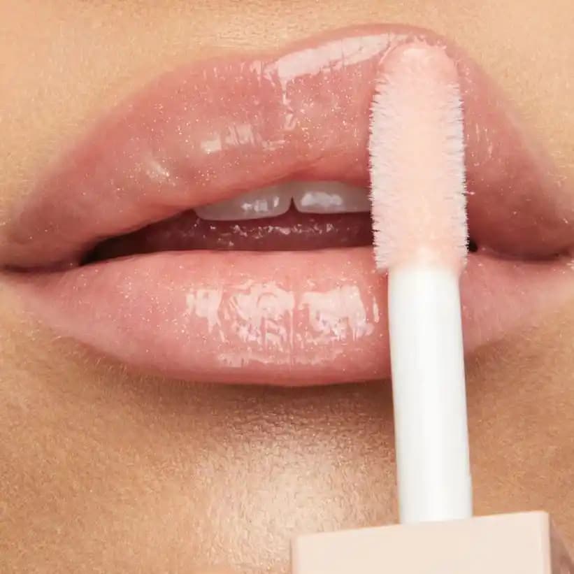 Dudak Bakımında Doğal Parlaklık Sağlayan Temel Yöntemler ve İpuçları