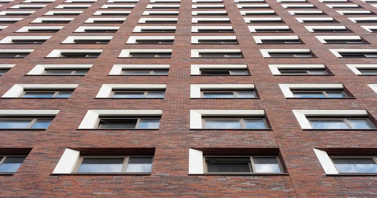 Eşitlenmiş Cilt Tonu İçin Serumlar: Kullanım, İçerik ve Fiyatlar Hakkında Bilmeniz Gerekenler