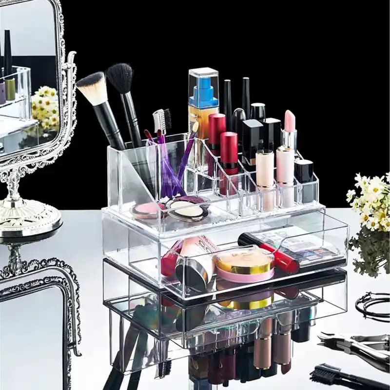 Estetik ve Fonksiyonel Makyaj Organizerlarıyla Güzellik ve Düzeni Yakalayın