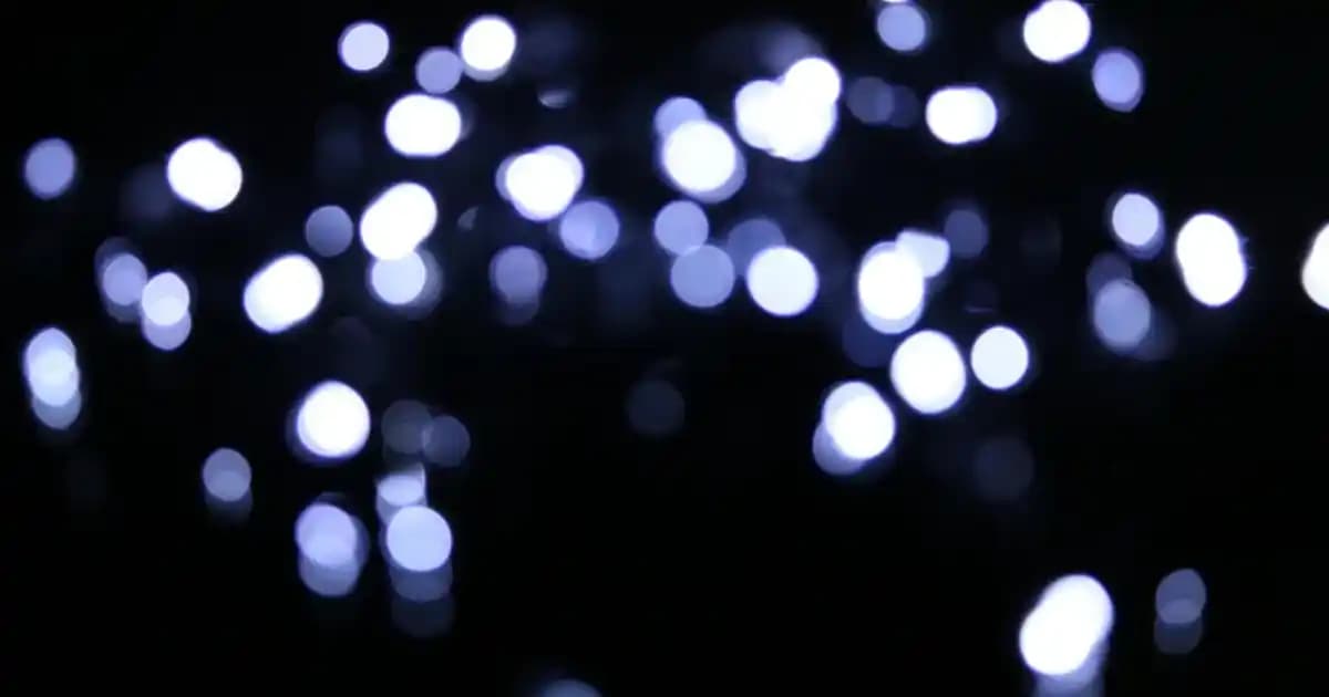 Göz Farı Glitter Seçenekleri: Çeşitler, Kullanım ve Karşılaştırmalı İnceleme